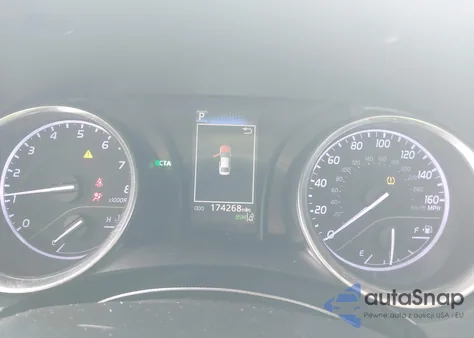 2018 Toyota Camry Se z USA, uszkodzony, nr VIN 4T1B11HK1JU133132